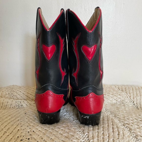 American West Trading co. Heart boots - Picture 3 of 12
